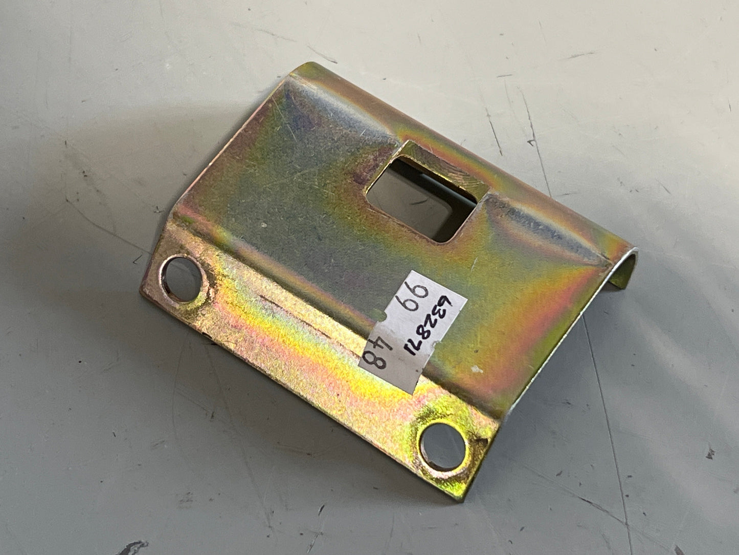 632871 Continental Bracket for Continental Engines