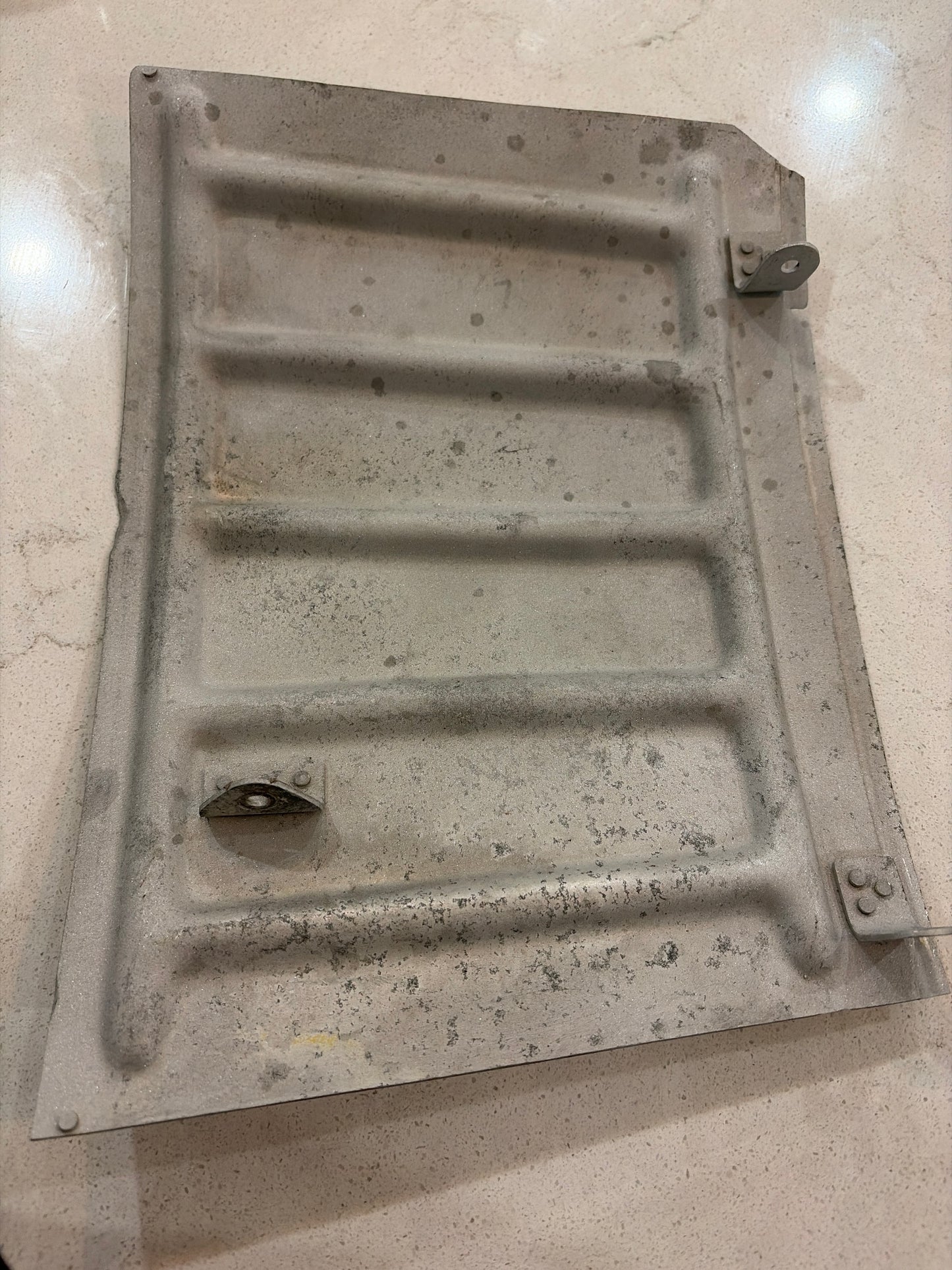 Beechcraft 35 Bonanza BE35 LH Cowl Flap Assembly