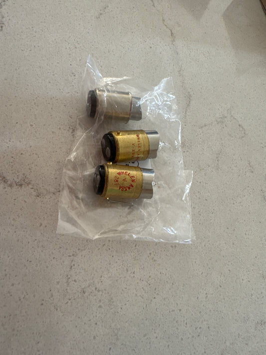 A458A Cessna Whelen light bulb 3 pack