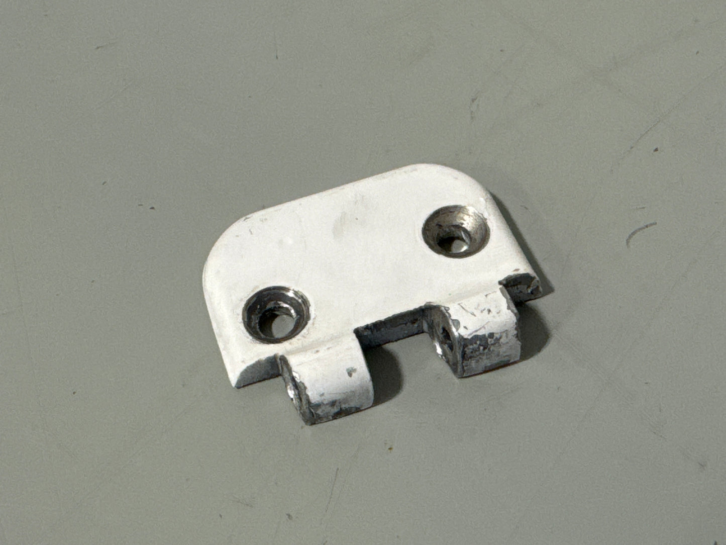 0711037-11 Hinge Half Lower Right Fwd for Cessna 180, 182, 185, 206, 210