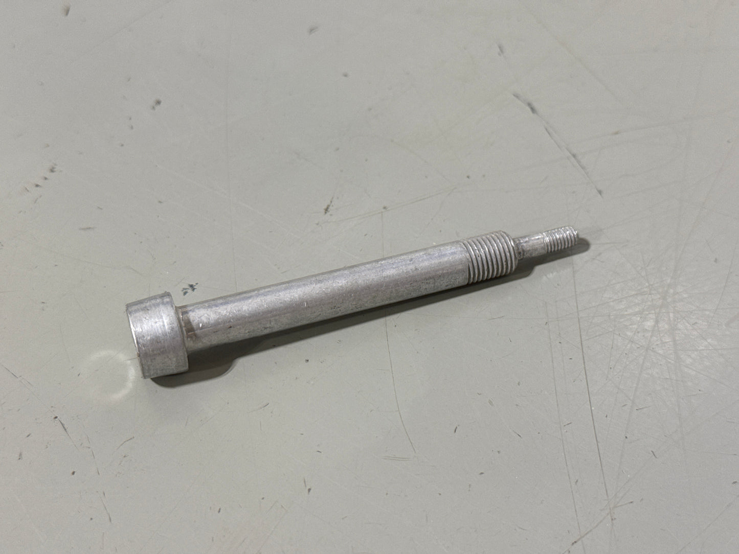 0841000-92 Bolt for Cessna