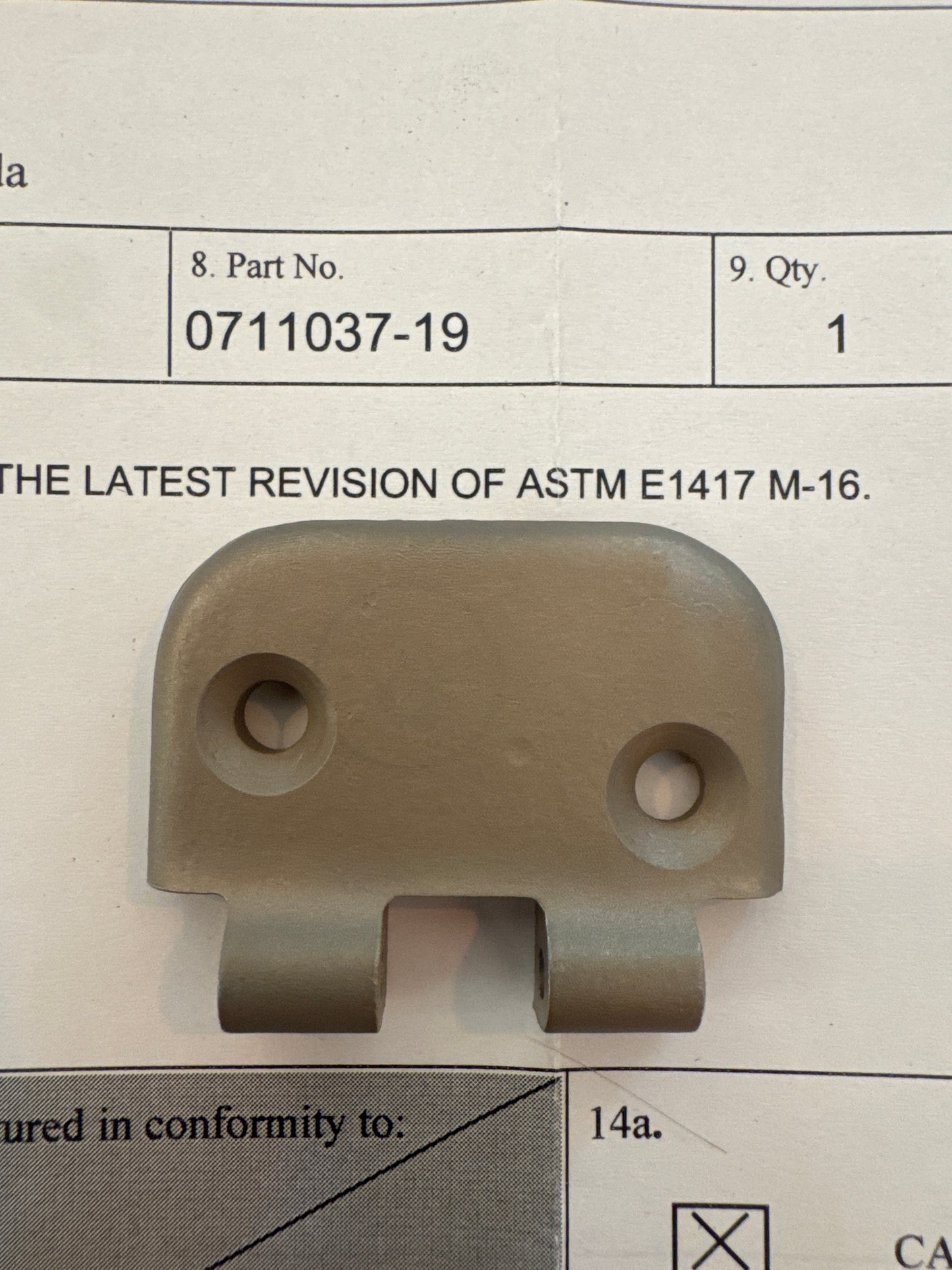 0711037-19 Cessna Hinge half for 180, 182, 185