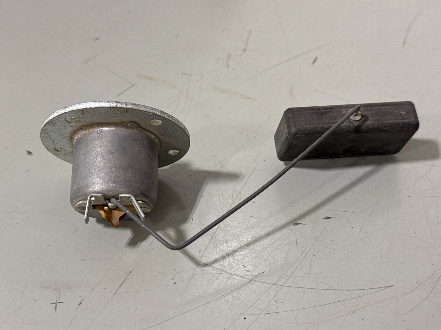 1426012-3 Fuel Sender for Cessna 337