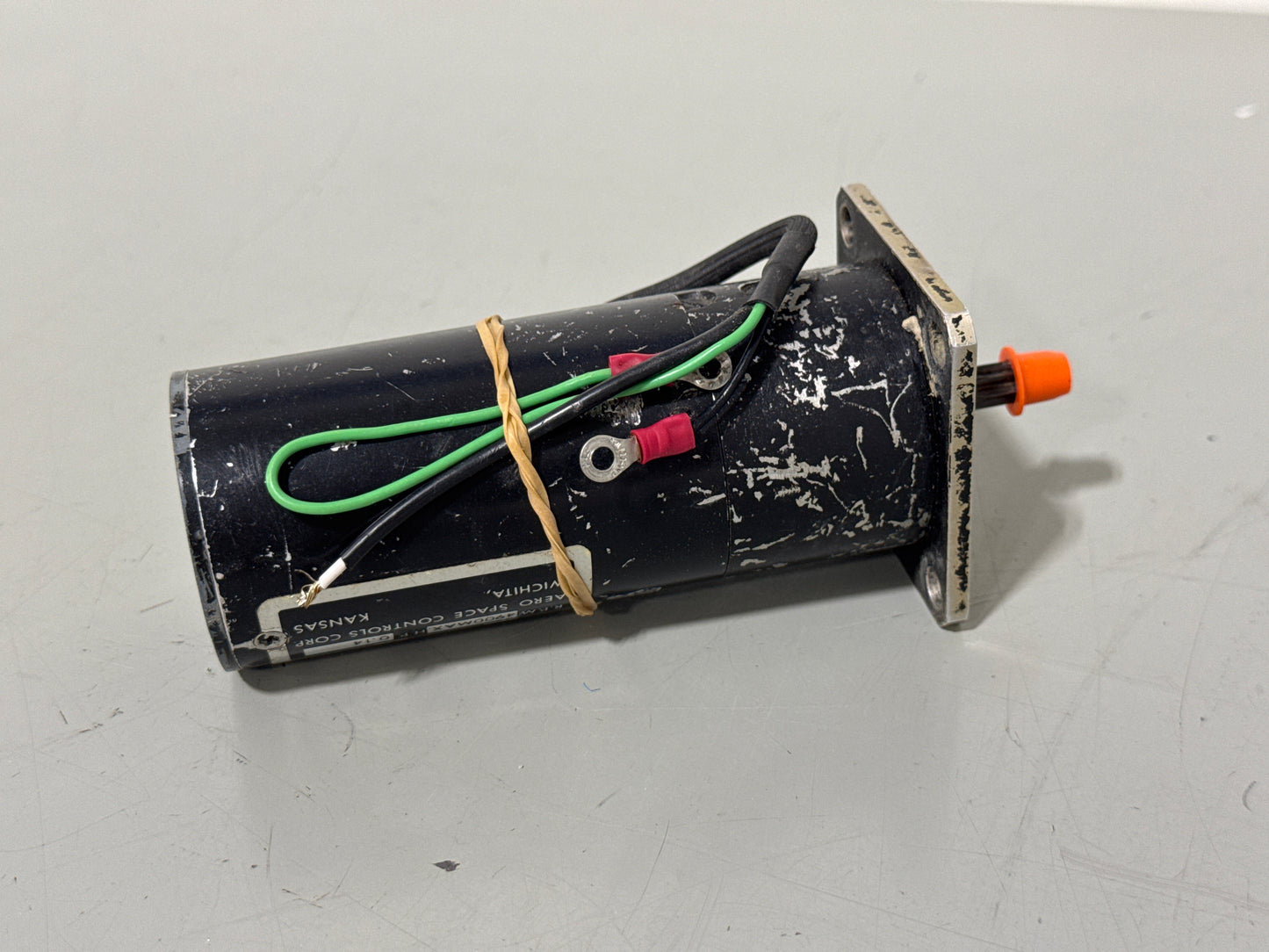 0861505-11/9910070-1 Flap Motor for Cessna 401