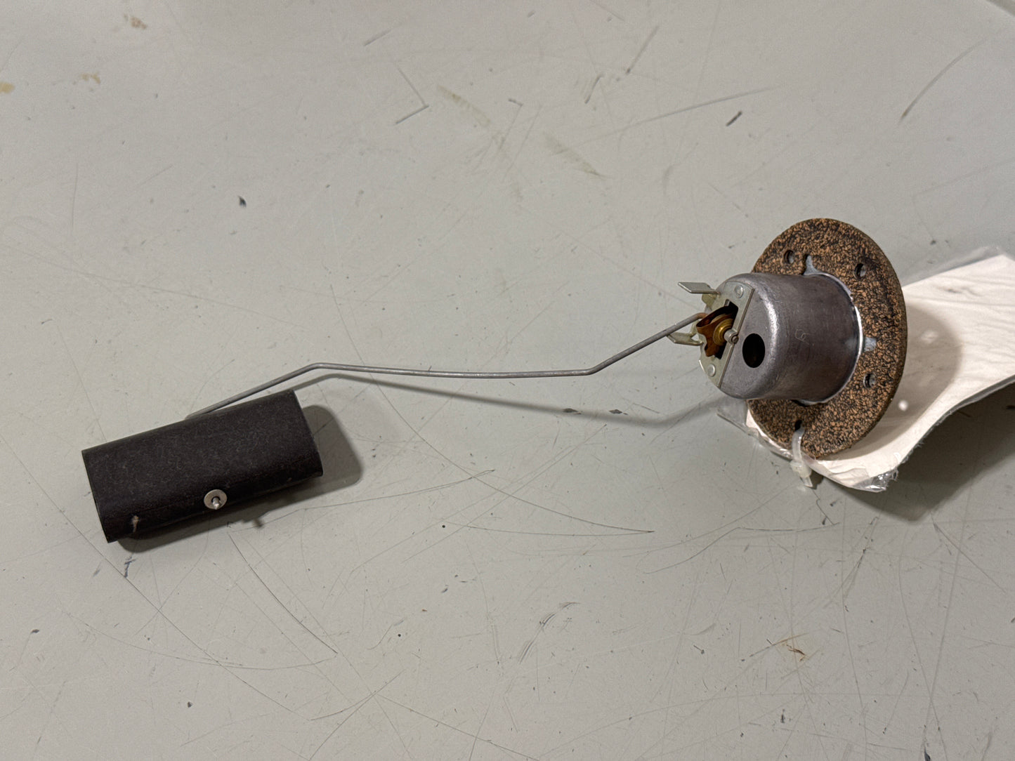 C668002-0403AR2 Fuel Sender for Cessna 172