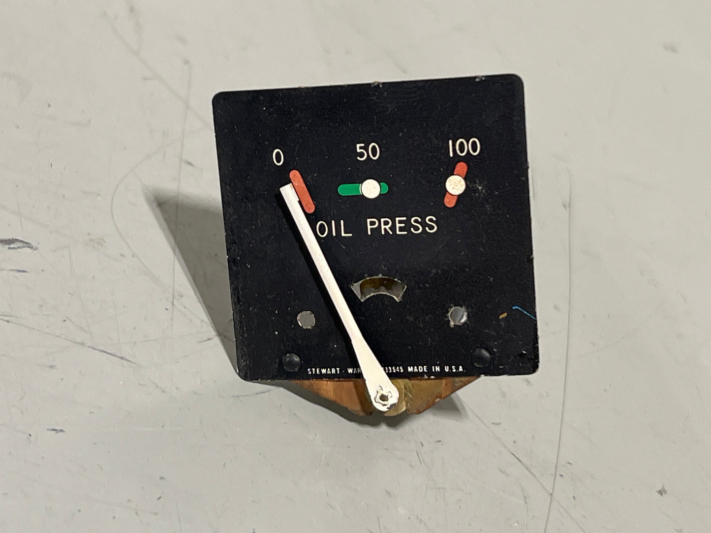 433545 Oil Pressure Indicator