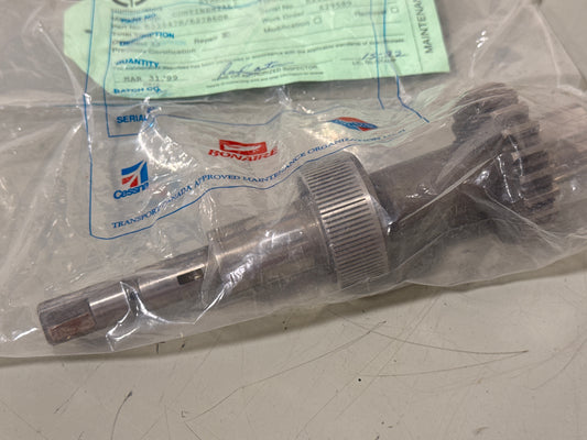 633547R Continental Starter Shaft & Gear for Continental Engines