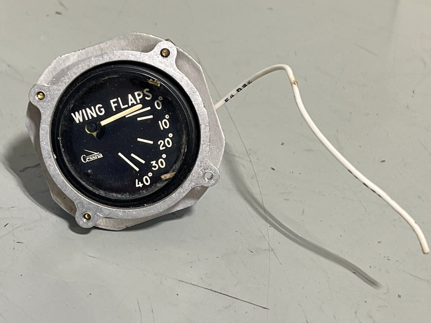 Wing Flap Indicator Gauge for Cessna 210