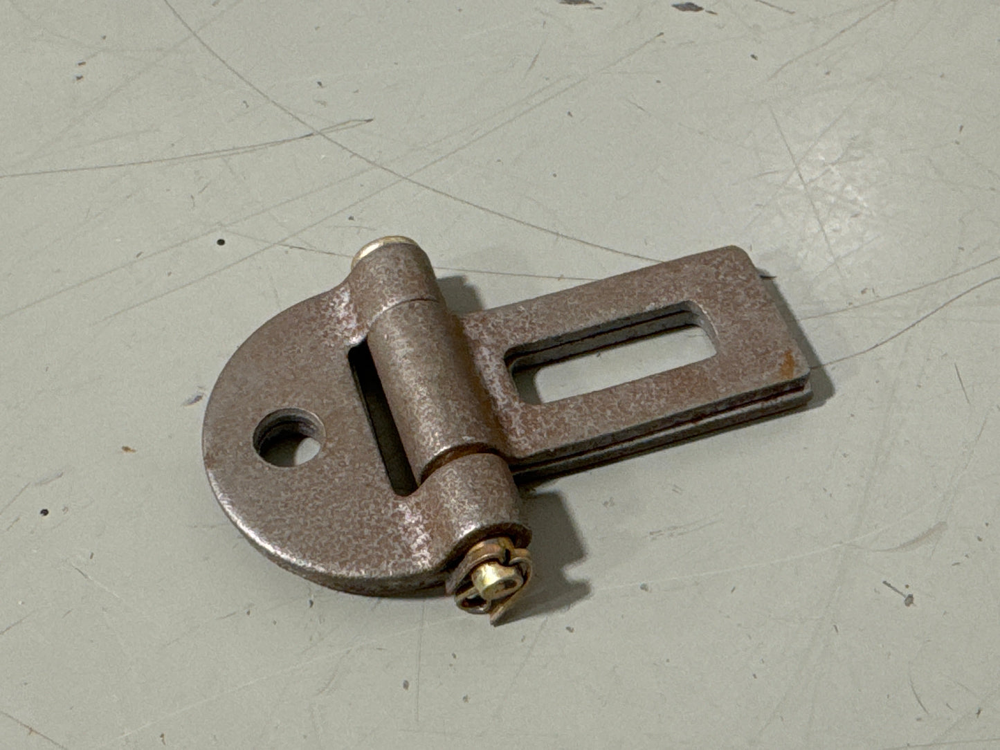 0711083-1 Seat Belt Latch for Cessna