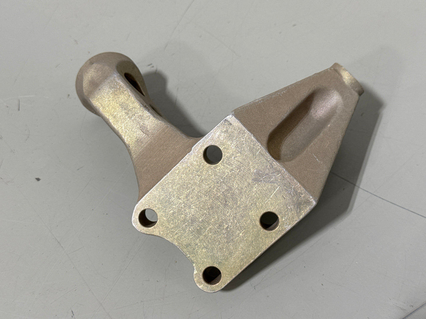 634673 Continental Engine Bracket for Continental Engines