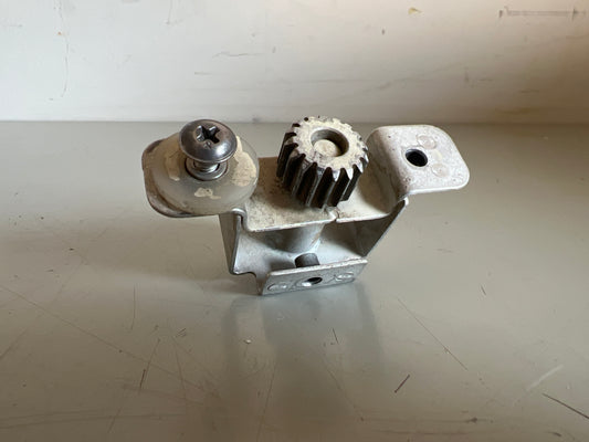 0412066-2 Door Catch for Cessna 150, 152