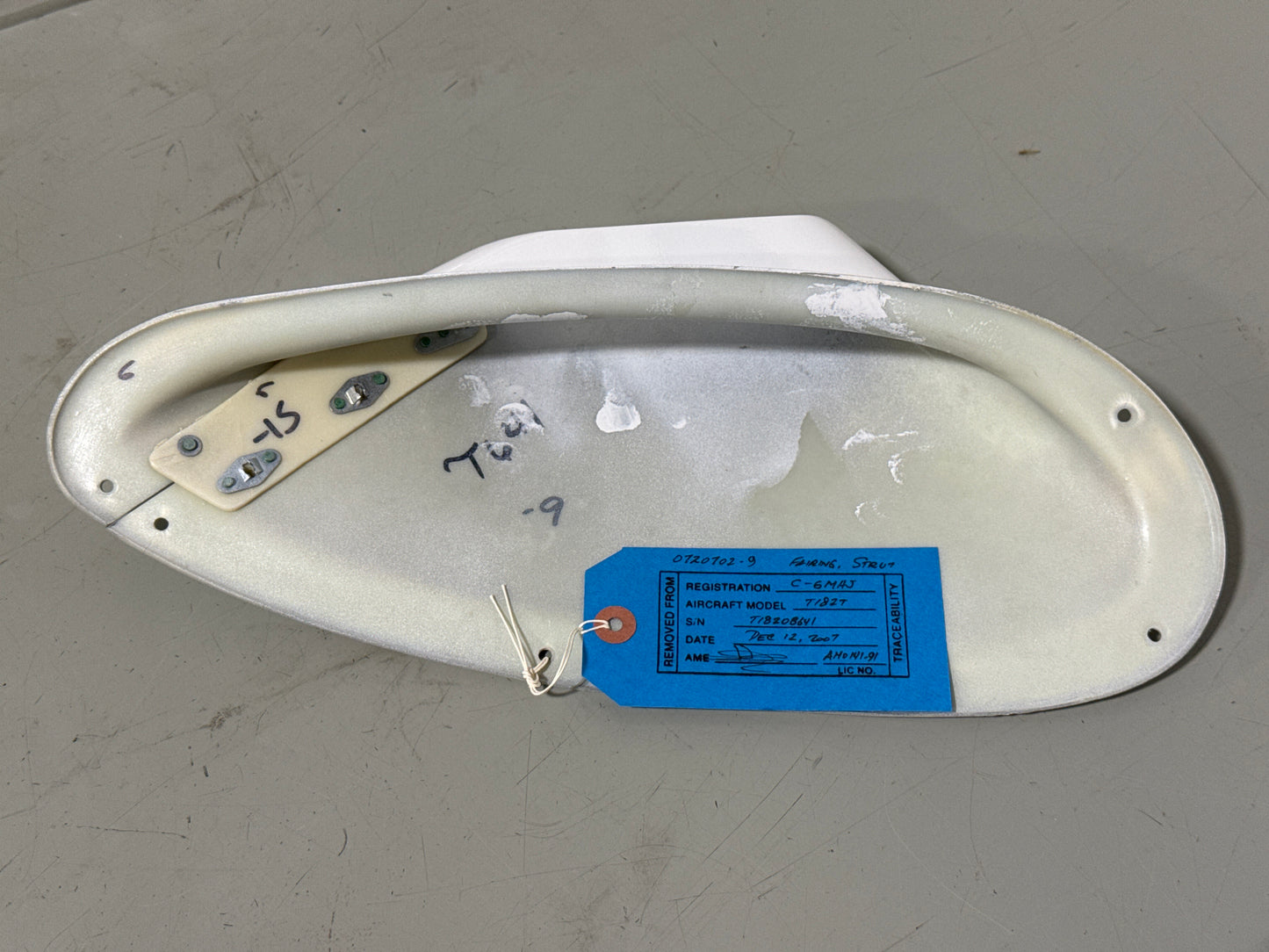 0720702-9 Strut Fairing Lower LH for Cessna 182