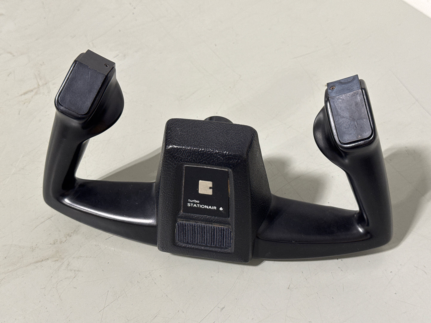 1260243-2 Control Yoke for Cessna 206