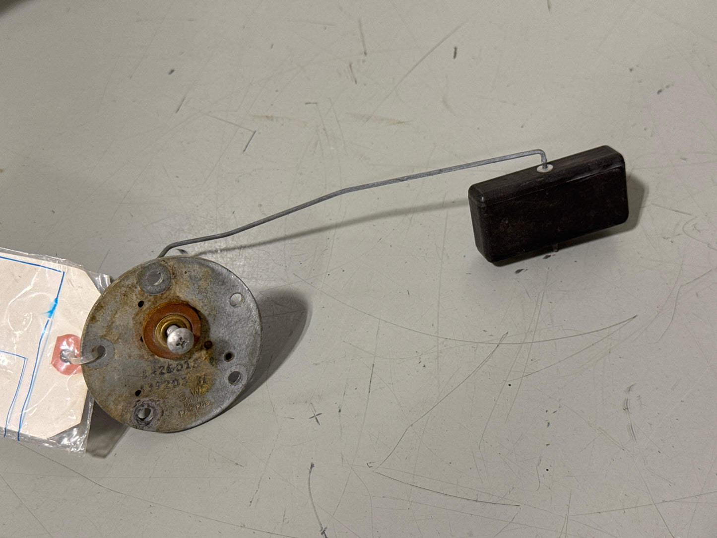 1426013-2AR Fuel Sender for Cessna 337