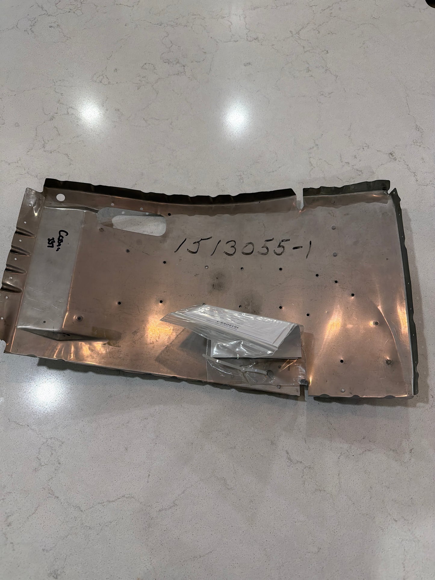 1513055-1 track mount for Cessna 337
