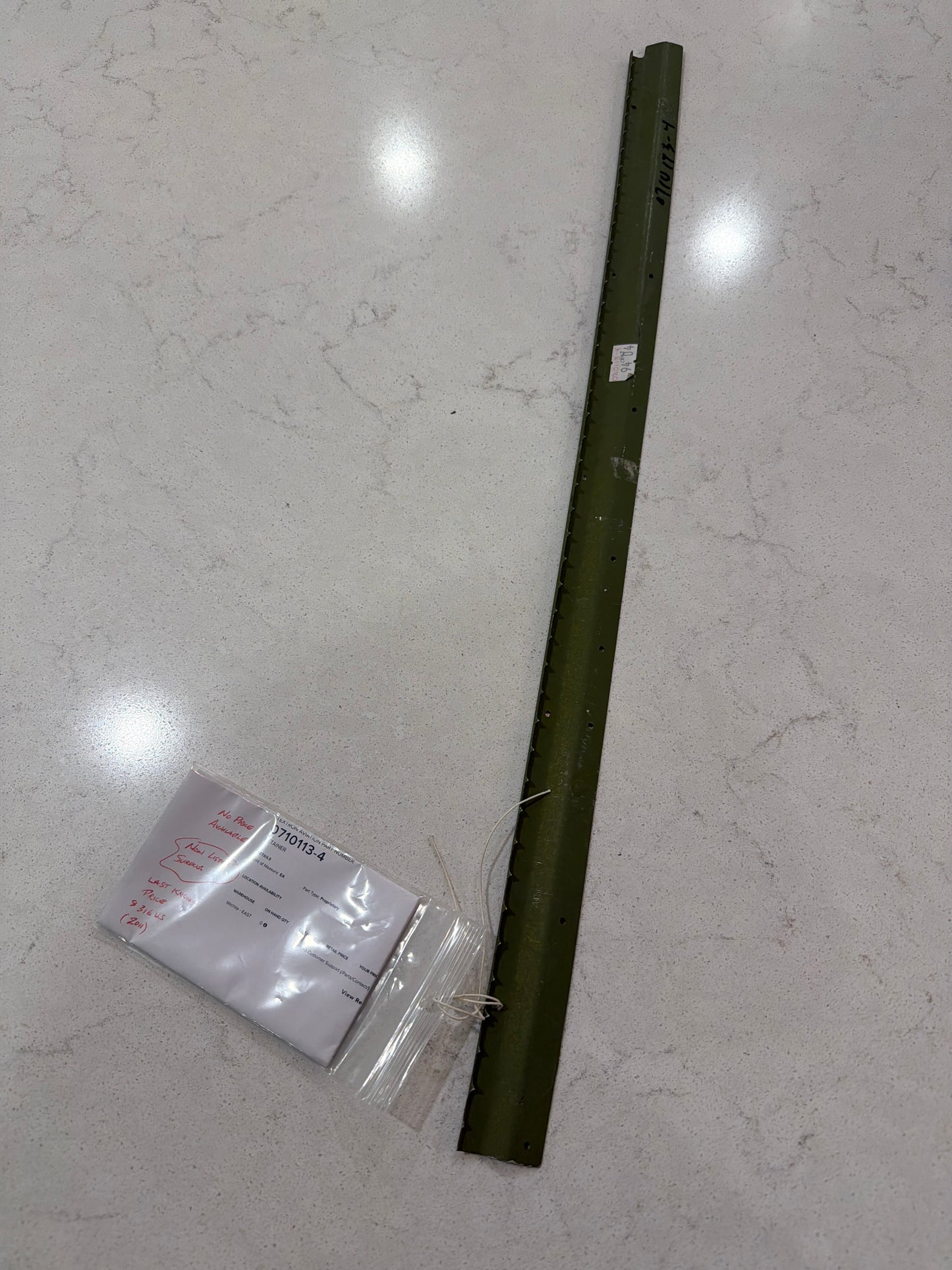 0710113-4 Interior Retainer for Cessna 210