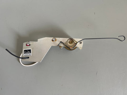 C668001-0102 Flap Position Indicator for Cessna 206