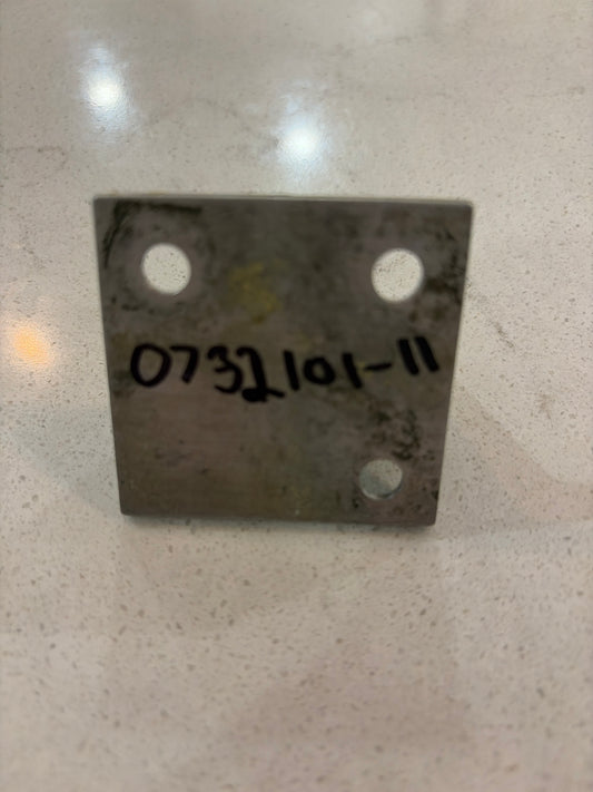 0732101-11 hinge stab LH for Cessna 180, 182, 185 (Copy)