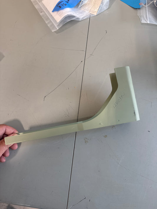 1231030-1 Forward Bracket for Cessna 182, 206