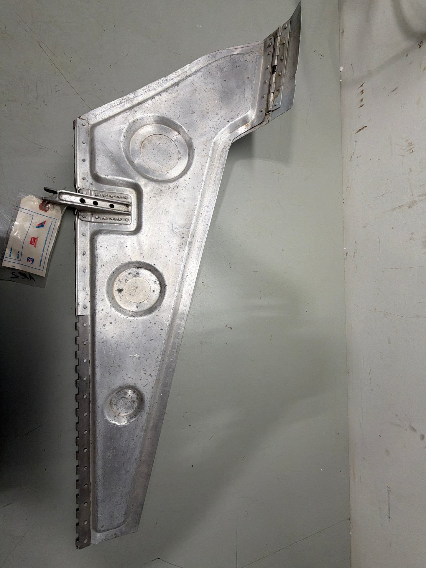 1211447-14 for Cessna 210