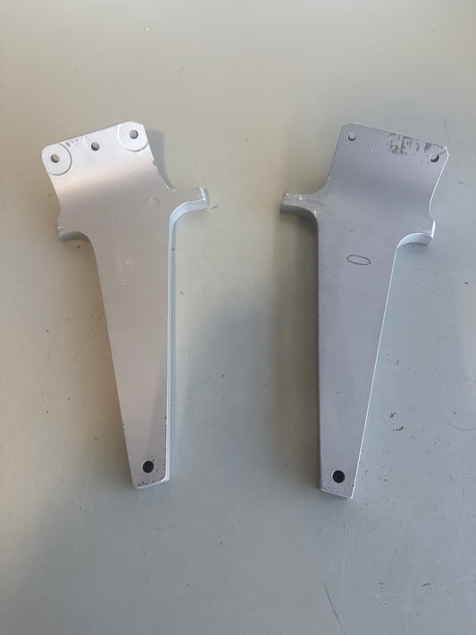 32432R Edo 2000 attach fittings pork chop for Cessna 172